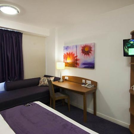 Dundee East Premier Travel Inn Bagian luar foto