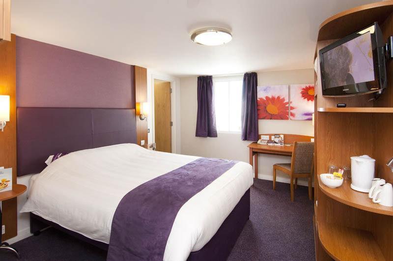 Dundee East Premier Travel Inn Bagian luar foto